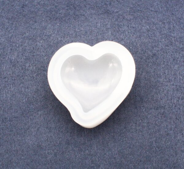 Chunky Heart Silicone Mould - Image 5